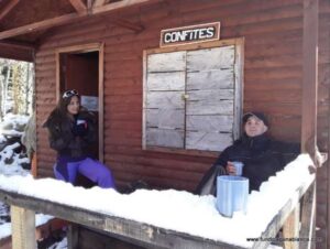 Cabaña de guardabosques en invierno