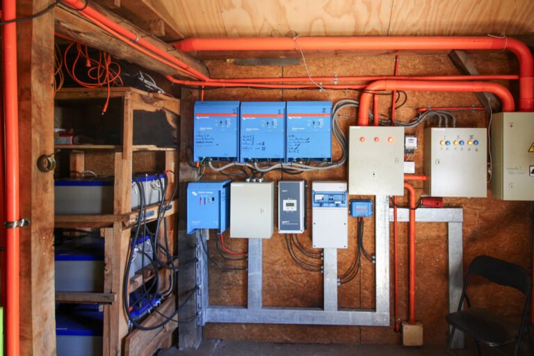 Caja de conexiones eléctricas